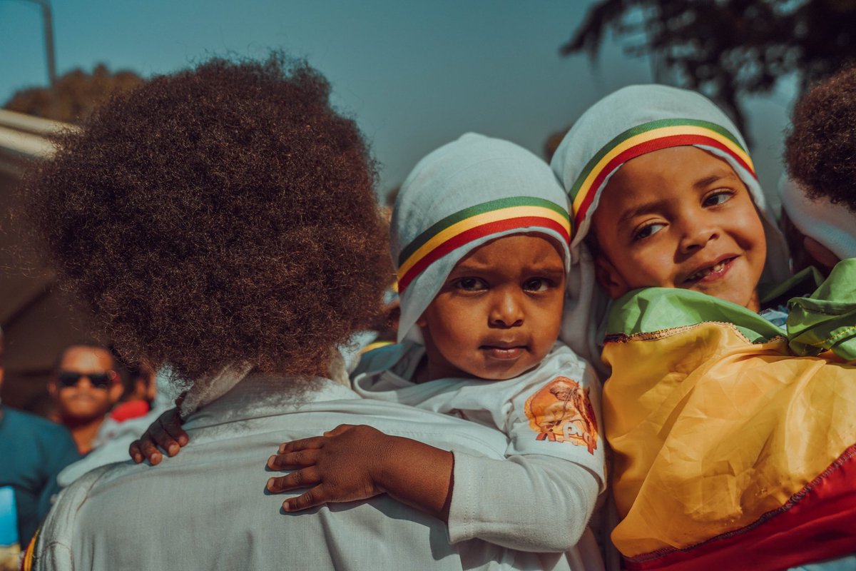 GiftBHabeshaw's tweet photo. There is #nothing more #beautiful than someone who goes out of their way to make #life beautiful for others.

#habesha #Ethiopia #Ethiopian #NoMore https://t.co/Ax6V62y7lL