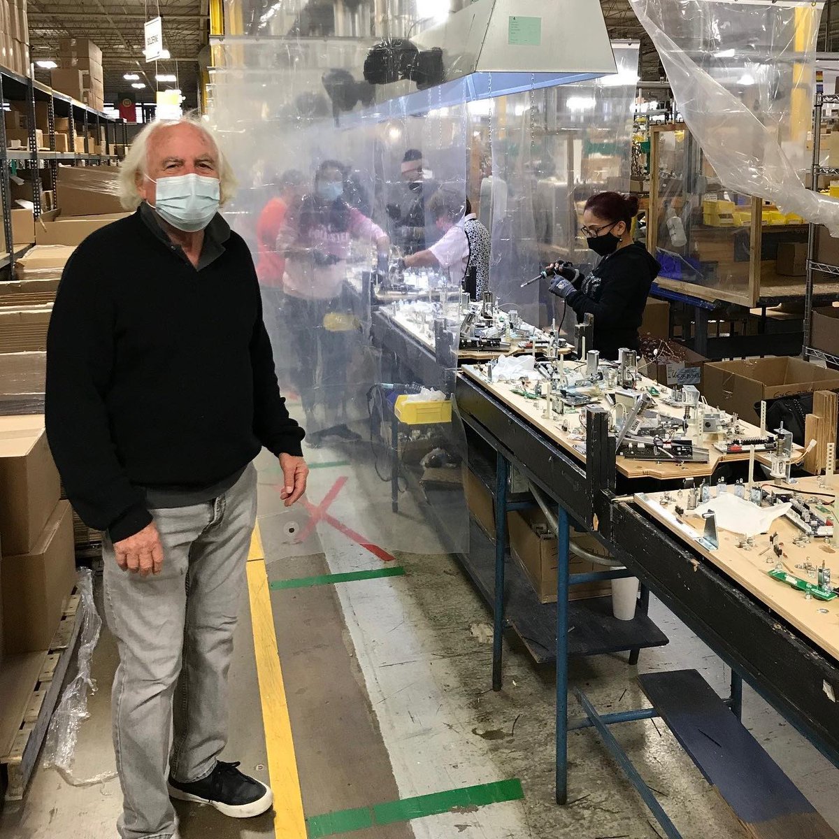 sternpinball's tweet image. What is Stern doing on Thanksgiving?  Building your games! Even Gary is getting in on the action! Hope you are all having an amazing day! 🦃#HappyPinsgiving #SternPinball #PlayStrong #Pinball #Thanksgiving