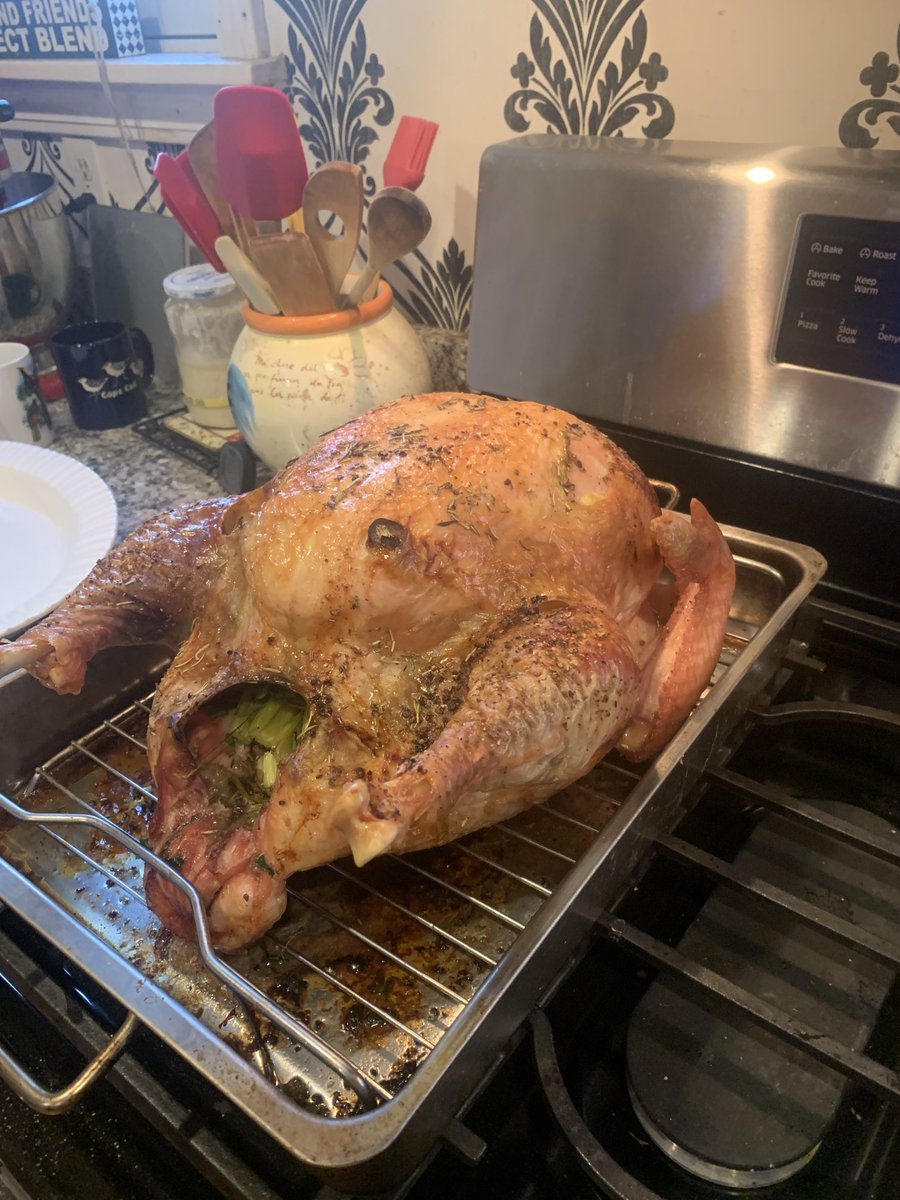 Janloves2sing's tweet photo. What a lovely day spent with family and friends. Happy Thanksgiving 🦃evening, I feel so blessed! 🍁🤎🍁🤎🍁 https://t.co/MwYBGB6eeW