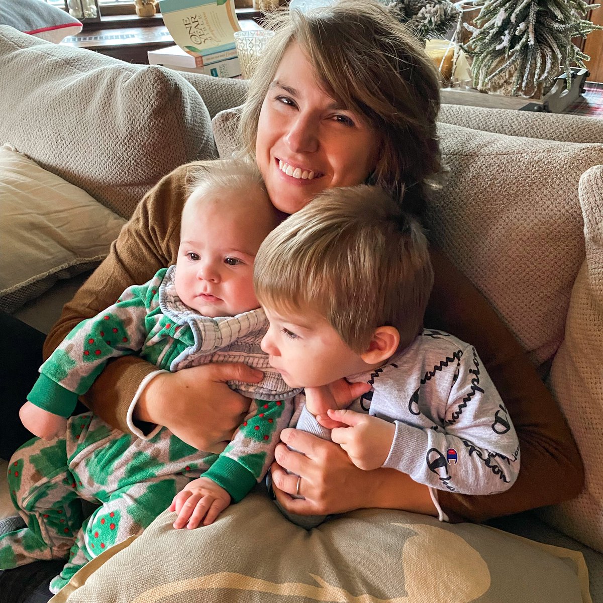 Happy Thanksgiving everyone! I hope that you had a wonderful day celebrating with family and friends 😊 Hard to believe that we now have 2 boys to bring along to our family celebration!! 😂 I have so much to be thankful for, including all of you! 🥰