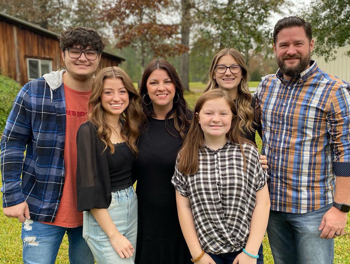 keabshire's tweet photo. Happy Thanksgiving ❤️#lifeintheshire https://t.co/BG2MsvlUWz
