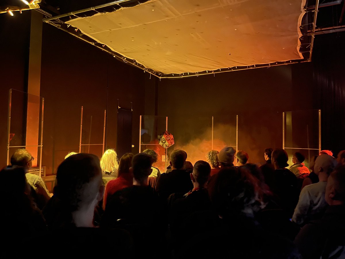 Great to see my colleague <a href="/AngelaMcArt/">Angela McArthur</a> from the <a href="/Sound_Image_Res/">SOUND/IMAGE Research Centre</a> group hosting futuresound.io IKO Listening Session <a href="/GREdesignSchool/">School of Design</a> (25/11/21)