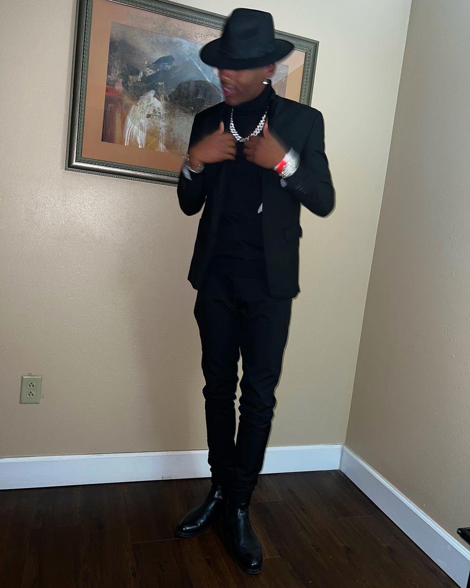 LilWilWestbrook's tweet photo. It be lights camera action when you with me its a movie 🎬 https://t.co/MKlznHaKk0
