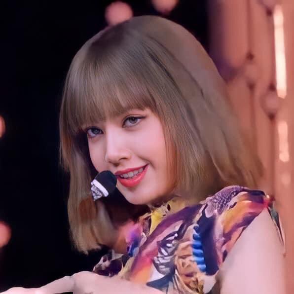 BestPink8's tweet image. Ngắm chị bé để có động lực vote !!! #MAMAVOTE #lisa