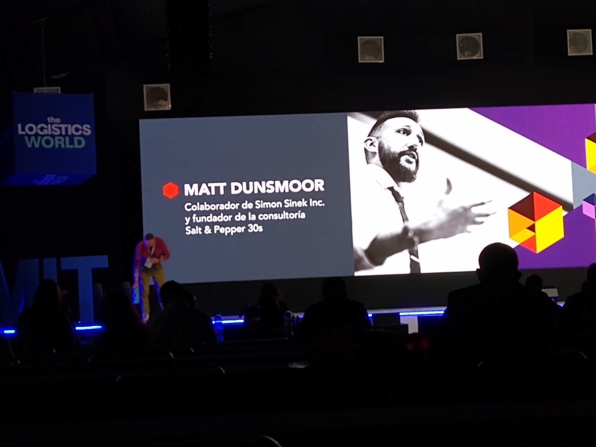 AndreaArozamena's tweet photo. @mattdunsmoor de Simon Sinek Inc. en el Foro de Colaboración Industria-Comercio 2021 de @GS1_Mx 
@thelogisticswd Summit &amp; Expo https://t.co/1zVni11bPm