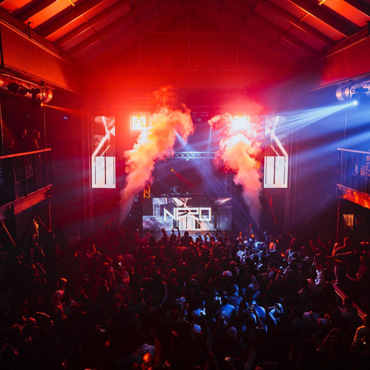 SkyVenueSLC's tweet photo. Thankful for our city, the music that moves us, and the nights we’ll never forget ✨🙏
Happy Thanksgiving! 🦃
#TherapyWednesday #SkySLC #SoldOut #WelcomeReality #Nero #SLCNightlife #SaltLakeCity
📸: @daar_creative https://t.co/CCJ3IwgIRi
