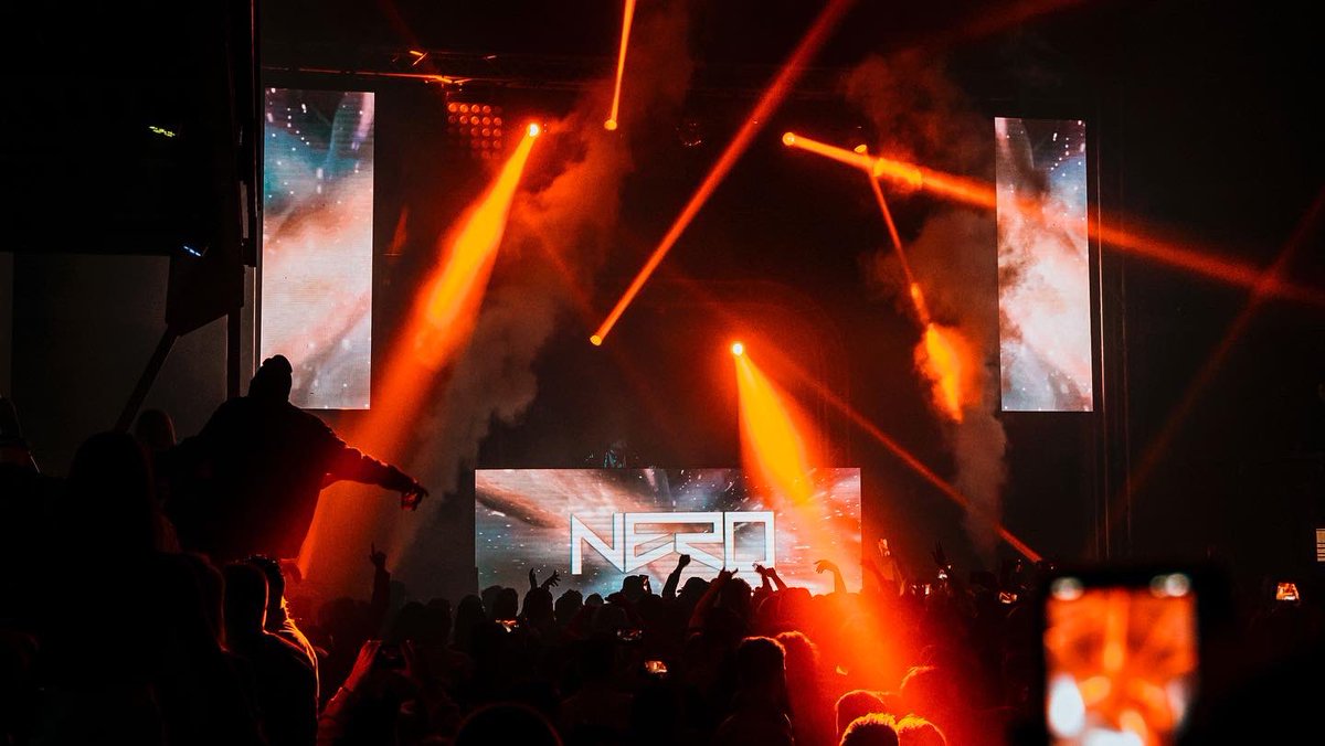 SkyVenueSLC's tweet photo. Thankful for our city, the music that moves us, and the nights we’ll never forget ✨🙏
Happy Thanksgiving! 🦃
#TherapyWednesday #SkySLC #SoldOut #WelcomeReality #Nero #SLCNightlife #SaltLakeCity
📸: @daar_creative https://t.co/CCJ3IwgIRi