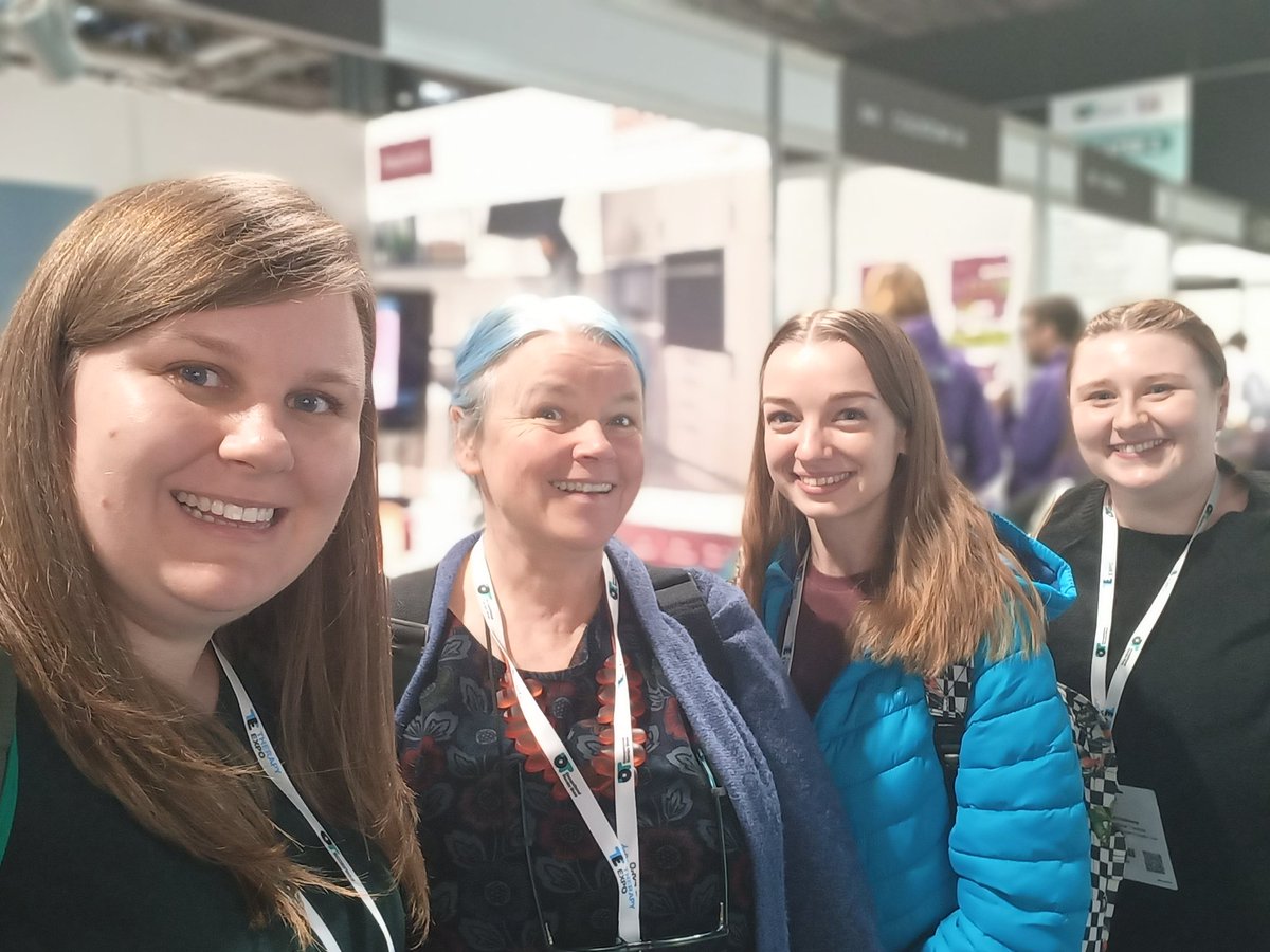 EmilyWardxx's tweet photo. Great day at @TheOTShow, lovely see all the stalls and talking to everyone. Ran into a few familiar faces aswell @JulieHWaltersOT @Leah_HollowayOT @hepton_rachel https://t.co/UCoYJXhH3V