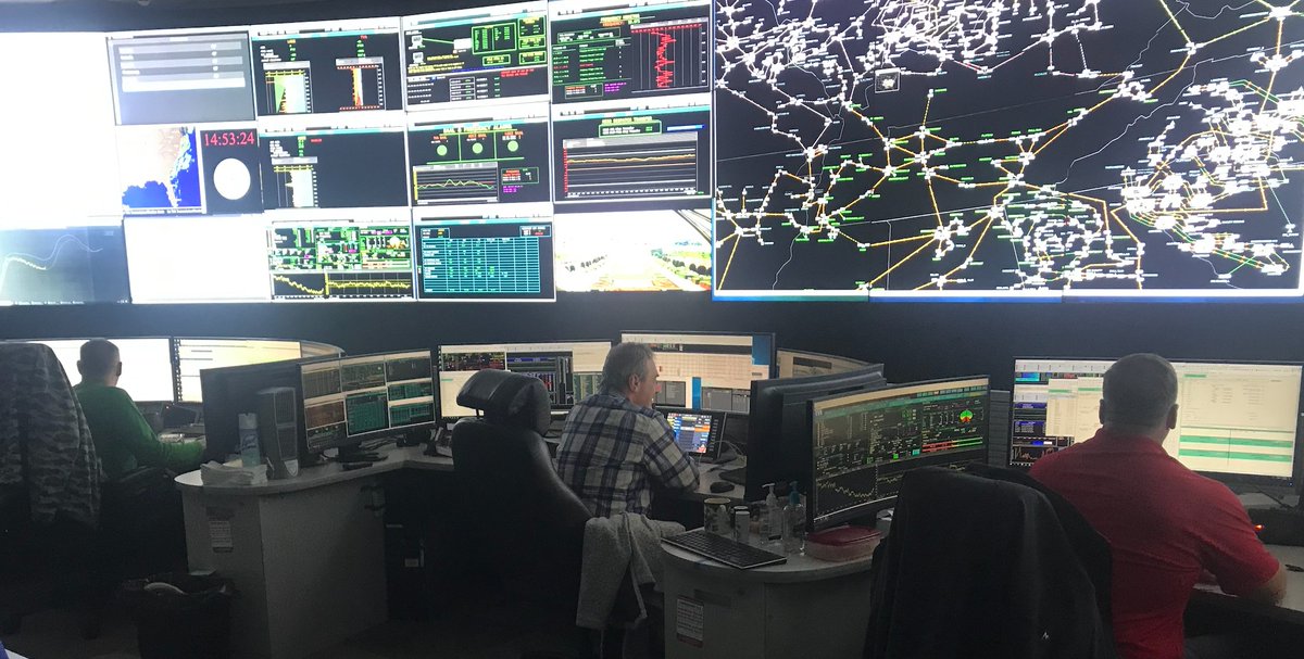 TVAnews's tweet photo. It's Turkey Time! Our System Operation Center usually sees an electricity load spike between 9 - 11 am on Thanksgiving Day when holiday chefs turn on their ovens. Our team works every day to ensure the Valley has safe and reliable electricity and cook those holiday meals. https://t.co/PzLWdn60Wd