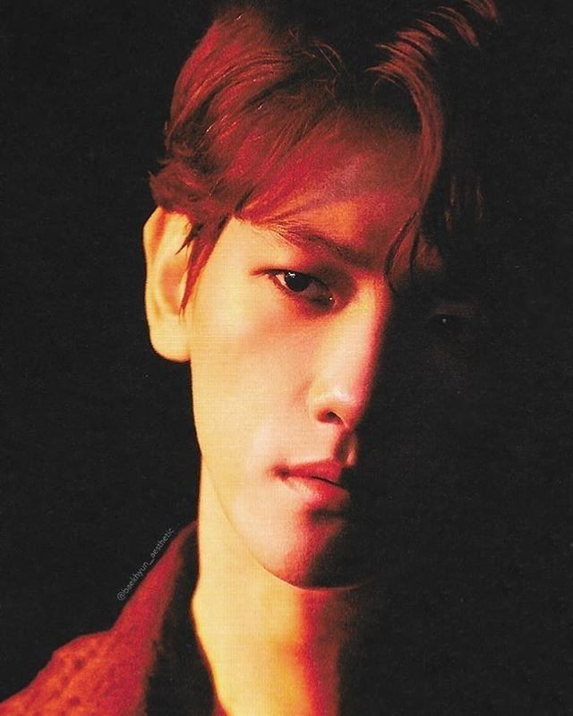 babyzzar's tweet photo. #백현 unreal https://t.co/L0cZLlTIsl