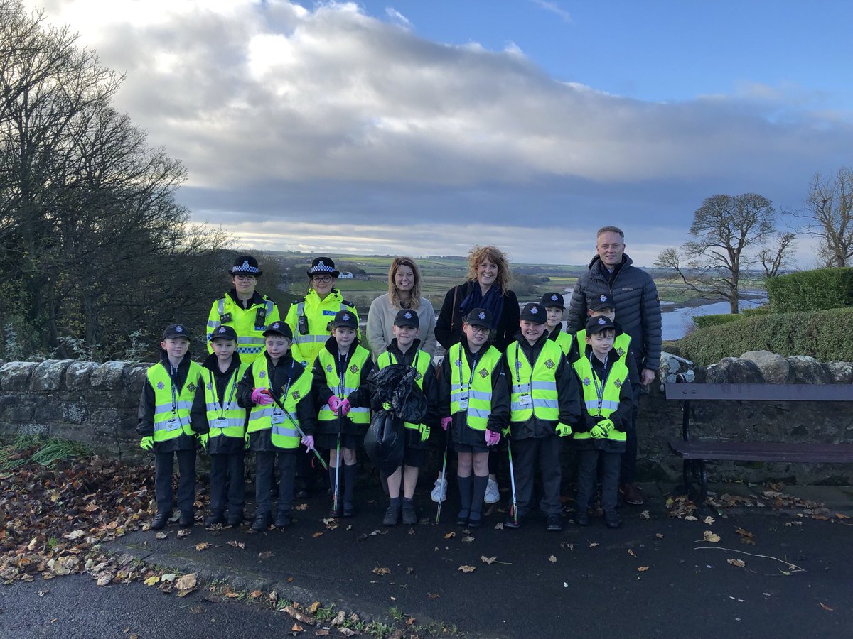 LabourSJ's tweet photo. First stop was @HtfsBerwick, where I went litter-picking and speed-checking with their Mini-Police. 

Instilling positive values and good behaviour through these kind of schemes is so important in tackling ASB.

The kids were great: lots of budding police officers amongst them! https://t.co/1PiFZ7I51J