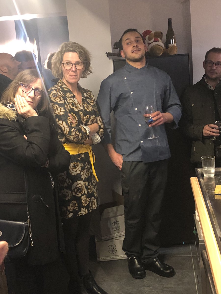 Gregoirepierre3's tweet photo. Inauguration de L’enivree Bar à vin 
Sainte Marie aux mines
Très belle inauguration 
Ouverture demain le 27 novembre 2021 
A la sainte Catherine tout prend racine !!! https://t.co/15oZfSuP7r