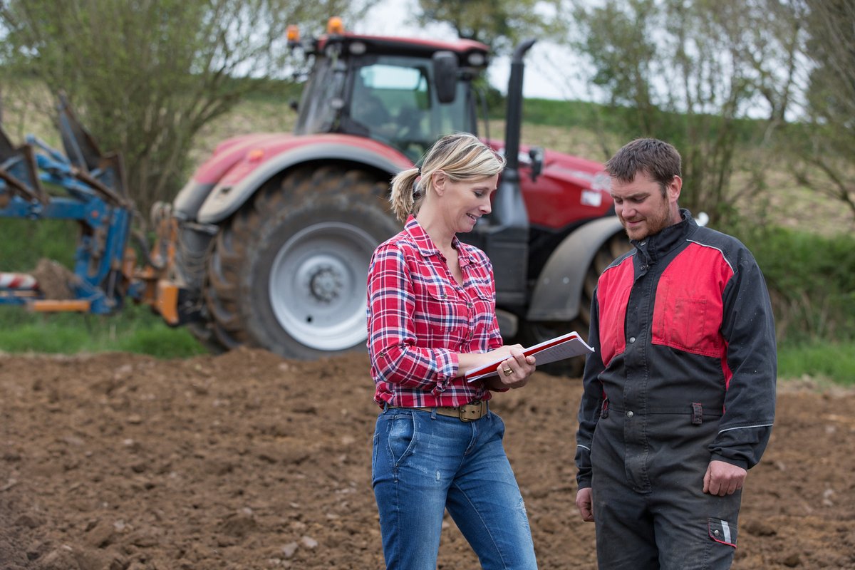 CdnAgHRCouncil's tweet photo. CAHRC Release - We are excited to partner with @BHERCanada for a new program to engage post-sec students in #CdnAg as they solve real-world business problems. Follow #GrowingOurPeople to see what amazing ideas grow. #AgriTalent #AgforAll https://t.co/YxLHBcBtXp https://t.co/4UjCXUWYVr