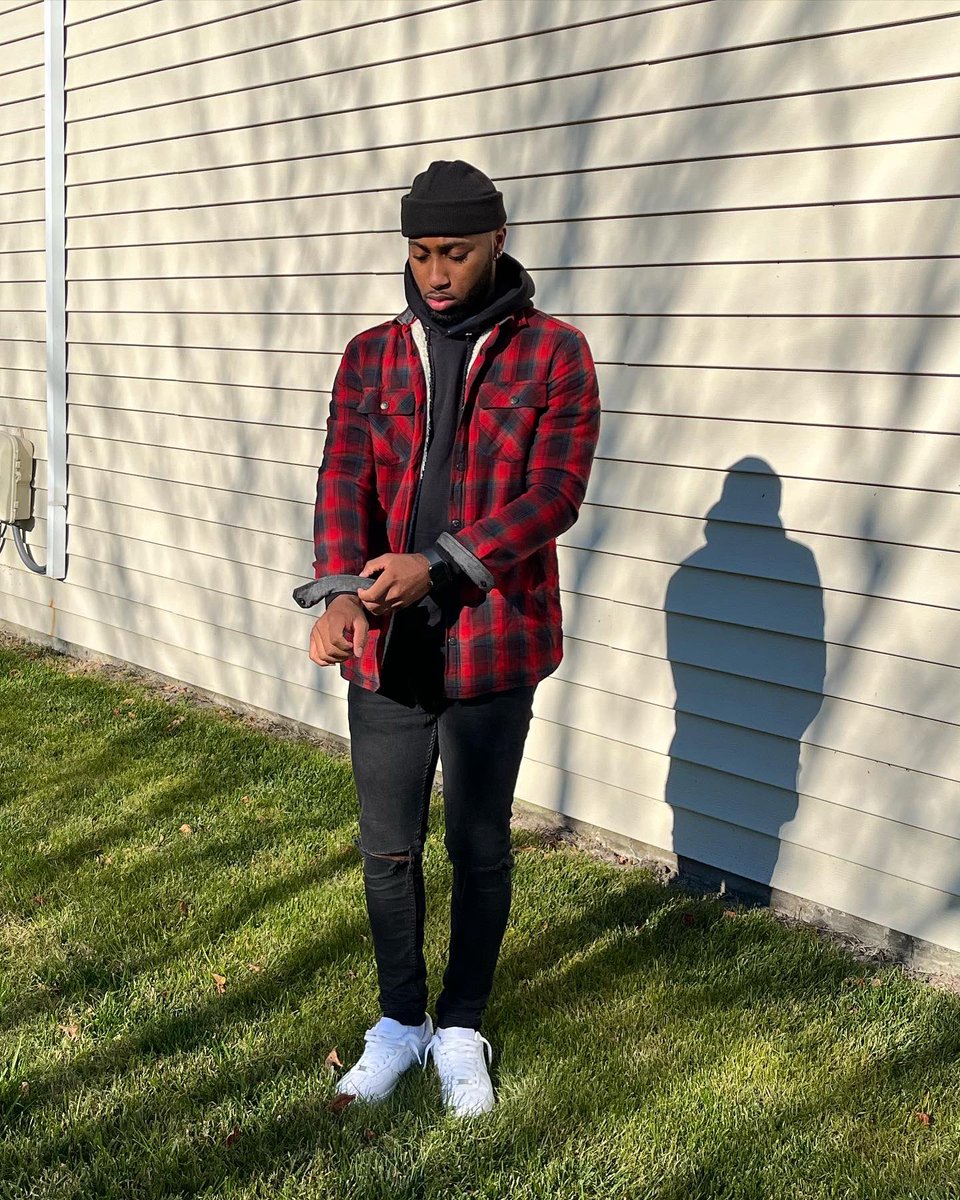 koolkidHarp_'s tweet photo. Happy thanksgiving 🦃 https://t.co/1k28S9kOv6