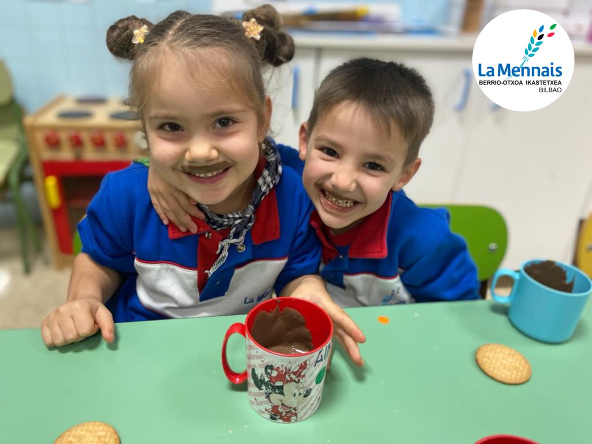Berriotxoaikast's tweet photo. ¡AL MAL TIEMPO, UN BUEN CHOCOLATE! Despedimos la semana de Juan Maria.☕🍰
"Sembremos con esperanza" JMª de La Mennais
EGURALDI TXARRA, TXOKOLATE ON BAT! Juan Mariaren astea agurtzen dugu.☕🍰
"Itxaropenez erein dezagun" JMª de La Mennais 
#lamennais #berriotxoa #JM2021 https://t.co/oMI3JcVQQF