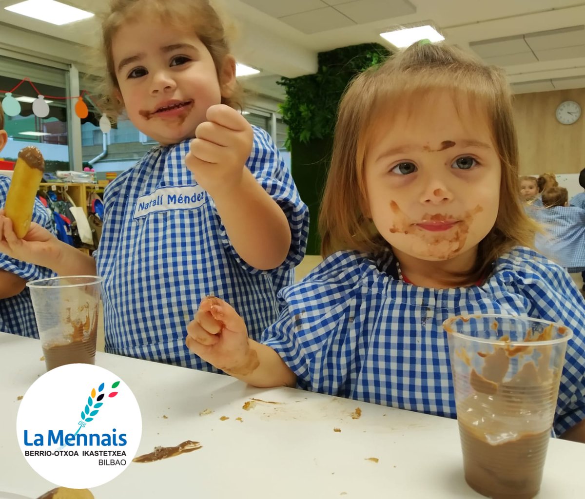 Berriotxoaikast's tweet photo. ¡AL MAL TIEMPO, UN BUEN CHOCOLATE! Despedimos la semana de Juan Maria.☕🍰
"Sembremos con esperanza" JMª de La Mennais
EGURALDI TXARRA, TXOKOLATE ON BAT! Juan Mariaren astea agurtzen dugu.☕🍰
"Itxaropenez erein dezagun" JMª de La Mennais 
#lamennais #berriotxoa #JM2021 https://t.co/oMI3JcVQQF