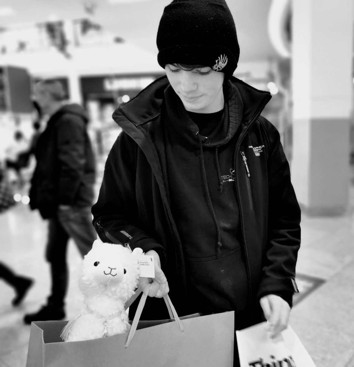 Precious mum and boy time. Feeling blessed 💕 #blackandwhitephotography #SpecialTimes #blessed #LateNightShopping #BlackFriday