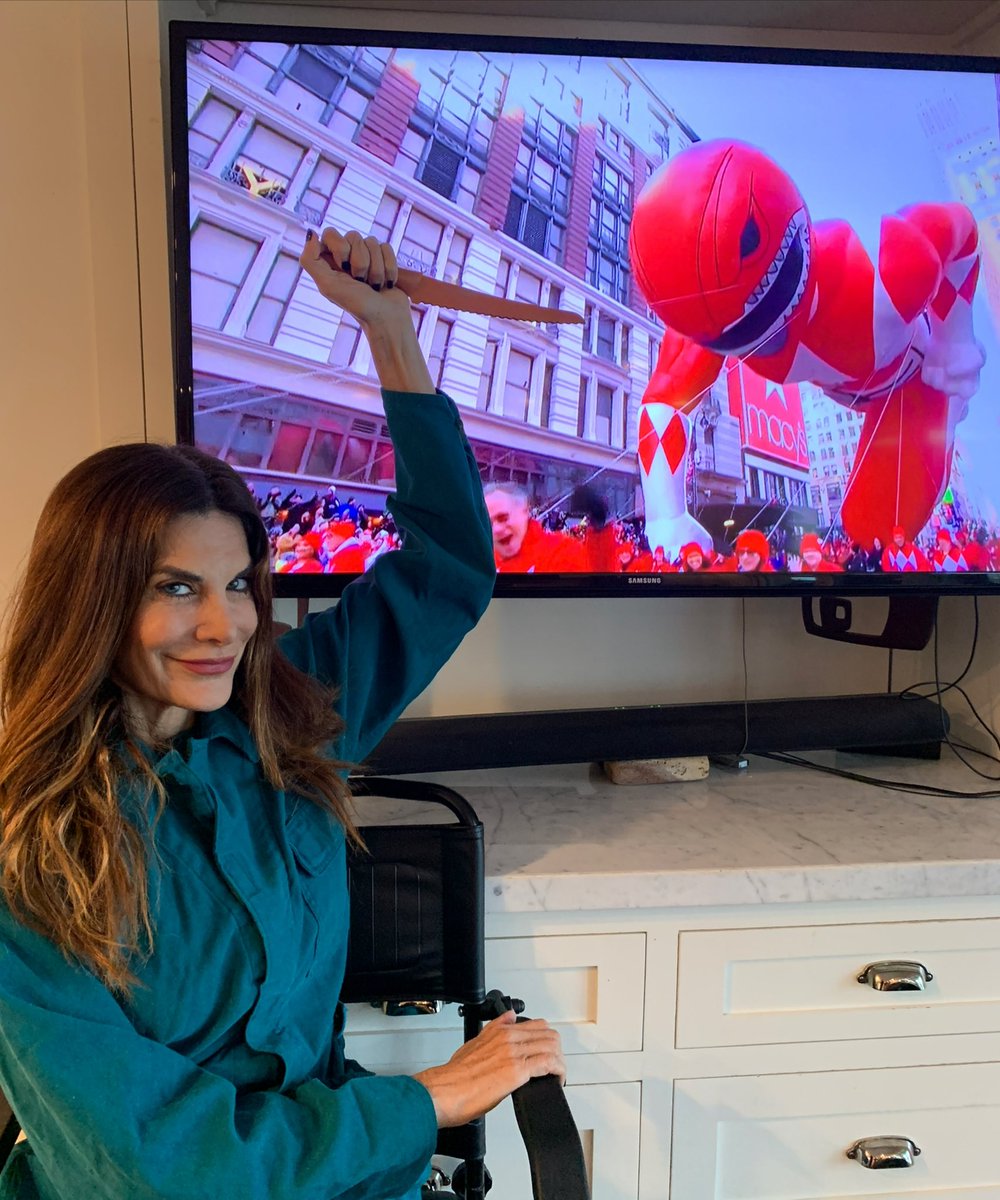 Happy Thanksgiving everyone‼️….well almost everyone‼️#noholidaysforevilqueens #PowerRangers #divatox