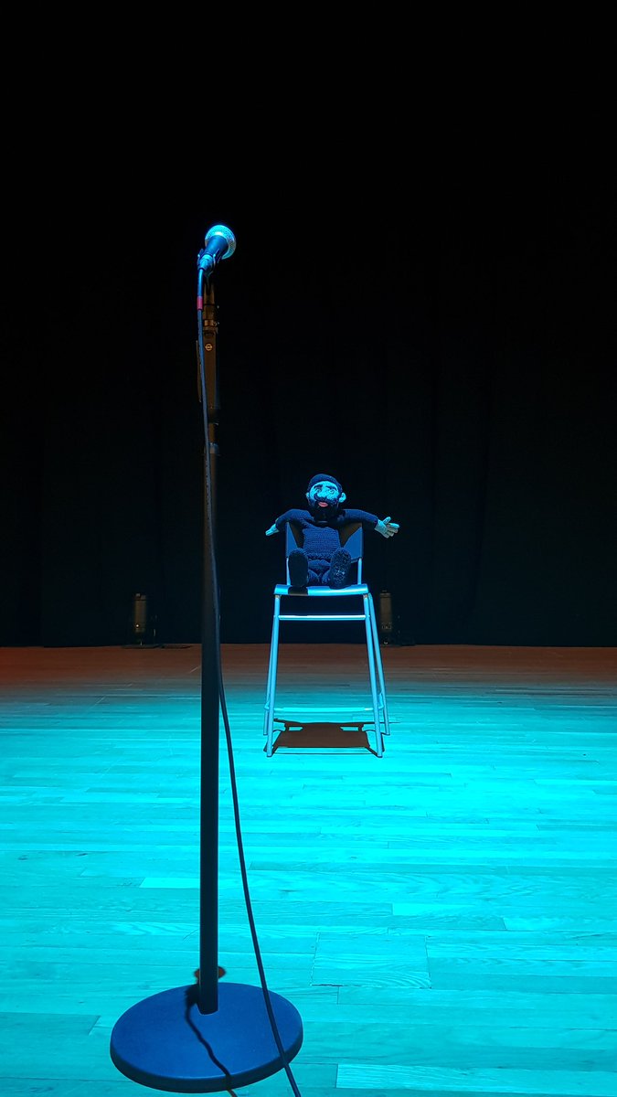 kez_fez's tweet photo. @paulchowdhry @SheffCityHall I don't mind if you're late on Paul. I'm lovin the tunes on this playlist! https://t.co/XpsHAxXtkN