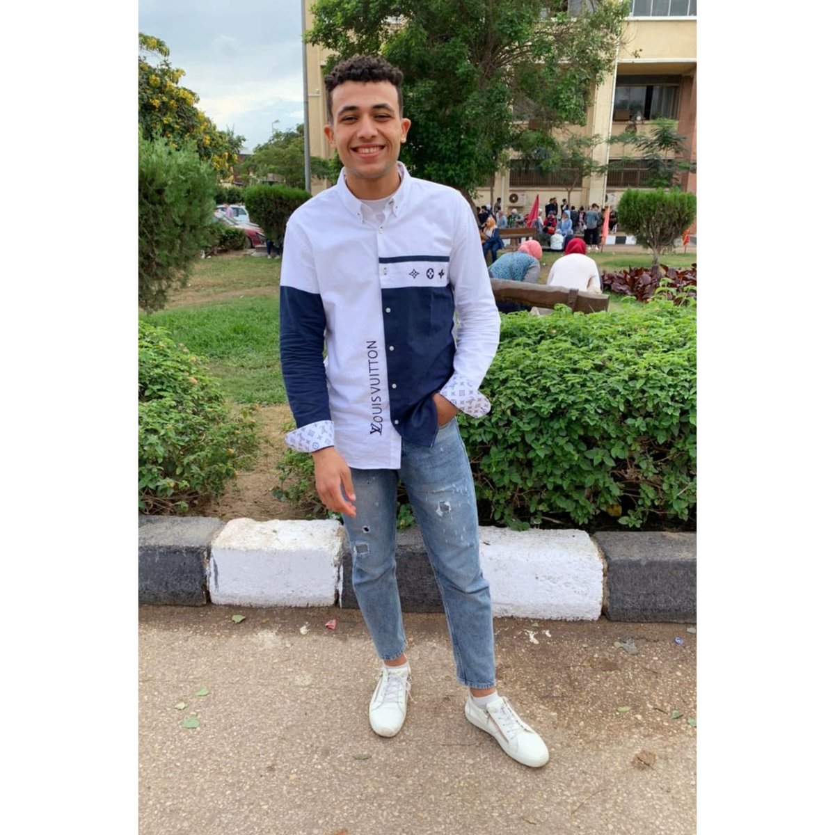 لا تحاَول إسعادي ڪن شيئاً لايؤذيني