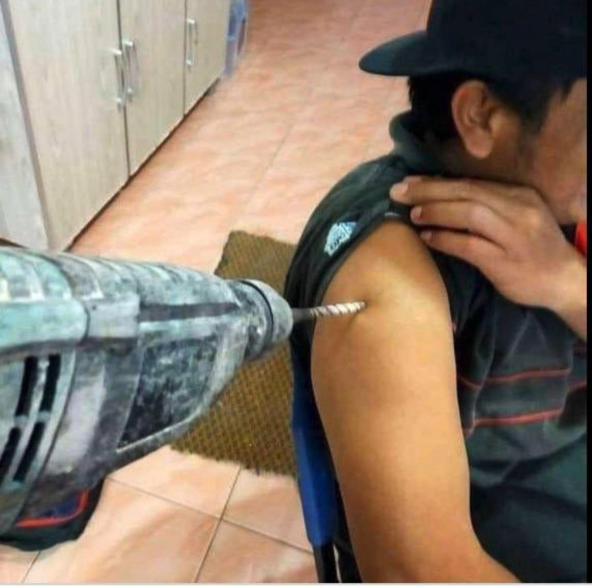 jah_vinny_23's tweet image. The new vacdrill to fight against the new Covid-19 Super-variant.