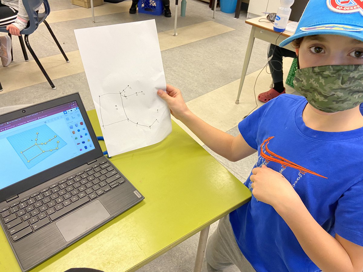 HDDawe's tweet image. Designing our #constellations today in #tinkercad! Stayed tuned for the final project! @BrooksideInt #designandcreate #3Dprinting