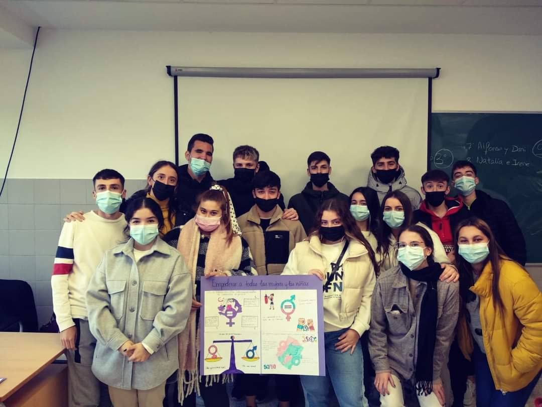 DAlbarregas's tweet photo. 🗓️Día Internacional contra la Violencia de Género. Así lo expresan nuestros alumnos de  #ActividadesComerciales🛒

https://t.co/ILD7Lsc4FD https://t.co/CnnaItpjqd