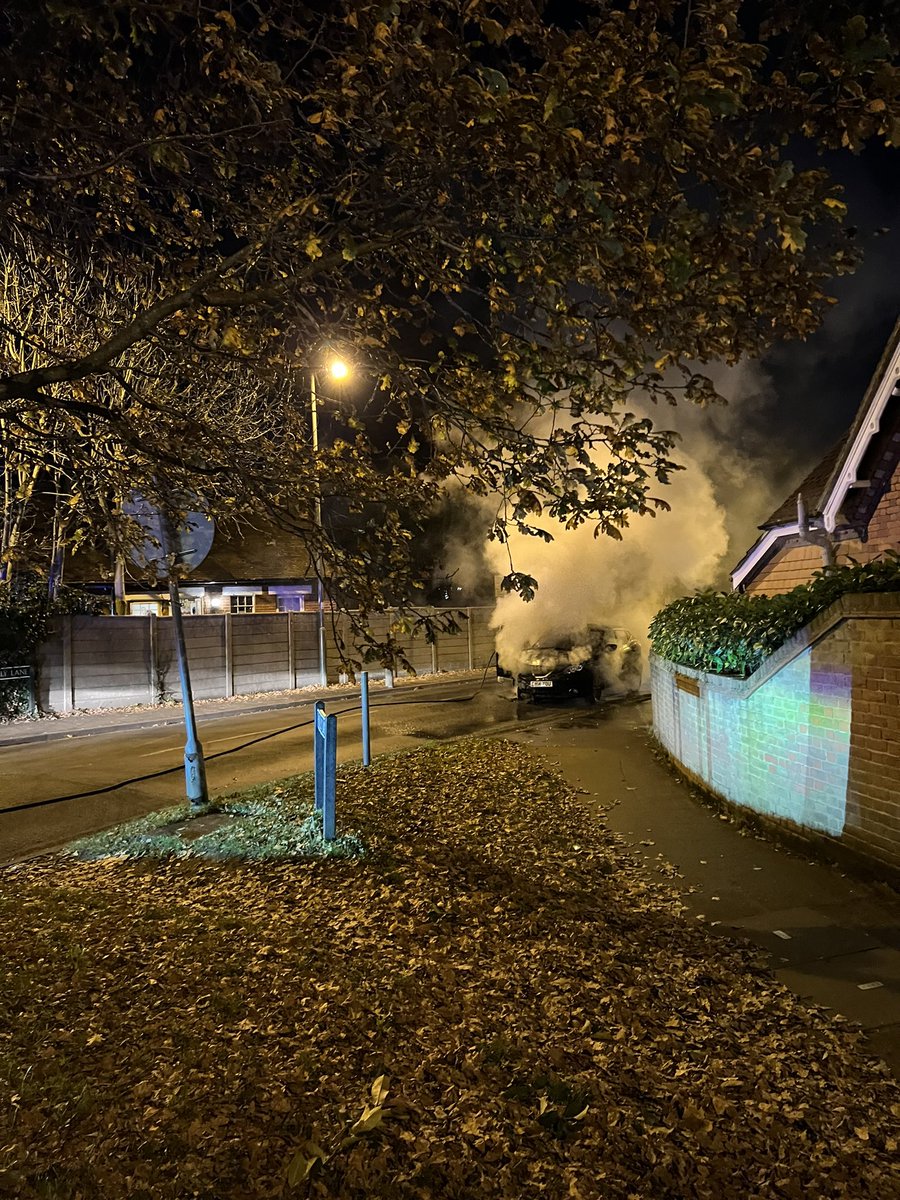 Banstead High Street tweet media