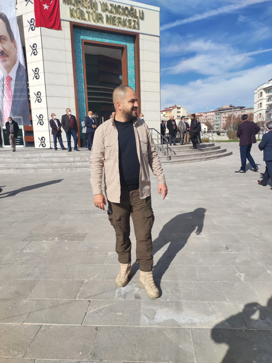 ev_umut's tweet photo. Umudunu yitirme sakın..                                    “Sonra mı ?                                               “Sonrası "Kûn fe yekûn” (Allah "ol" der ve Olur")           
“Hayırlı Cumalar
#muhsinyazicioglu 
#alperen https://t.co/meZ5UsNOUo
