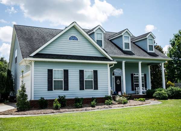 These #curbappeal trends won't last forever. #hometips  cpix.me/a/134408891