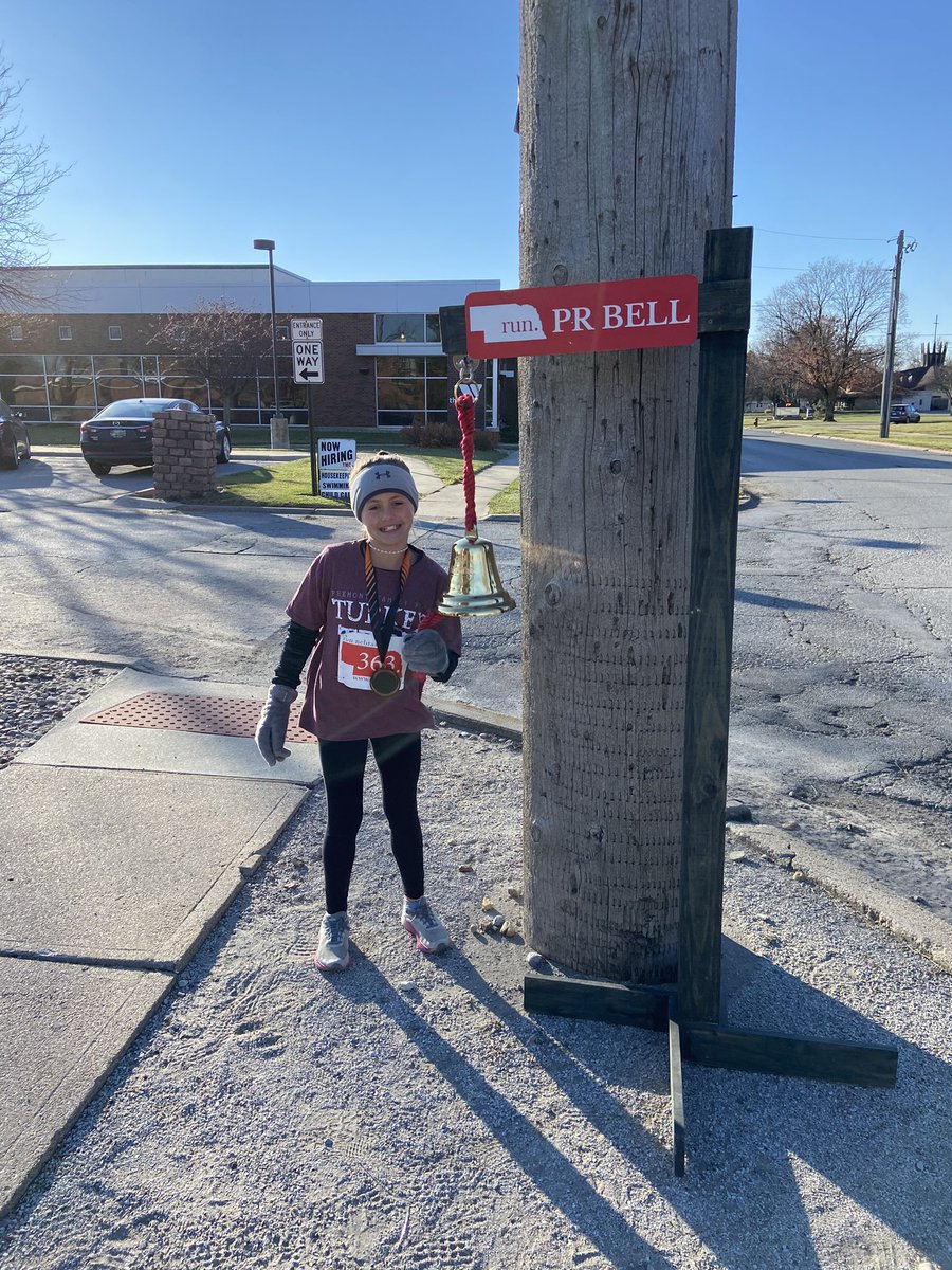 carriedahl_dahl's tweet photo. Annual Turkey Trot. Big sister’s helped Jenna pace to run a PR! Happy Thanksgiving! @brad_dahl @YMCAFremont @DahlMaris @dahl_elli https://t.co/uZ2iVqJoZm