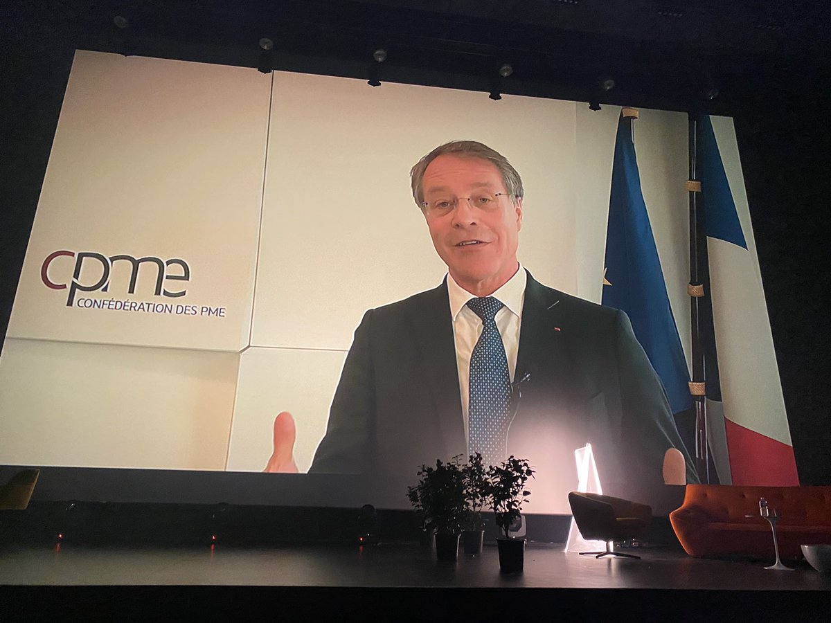 Xavier_Douais's tweet photo. #RoadPME
Excellente soirée en présence de @PPelouzet : acteurs de la médiation prêt à jouer ! https://t.co/q4hwCesW7T
