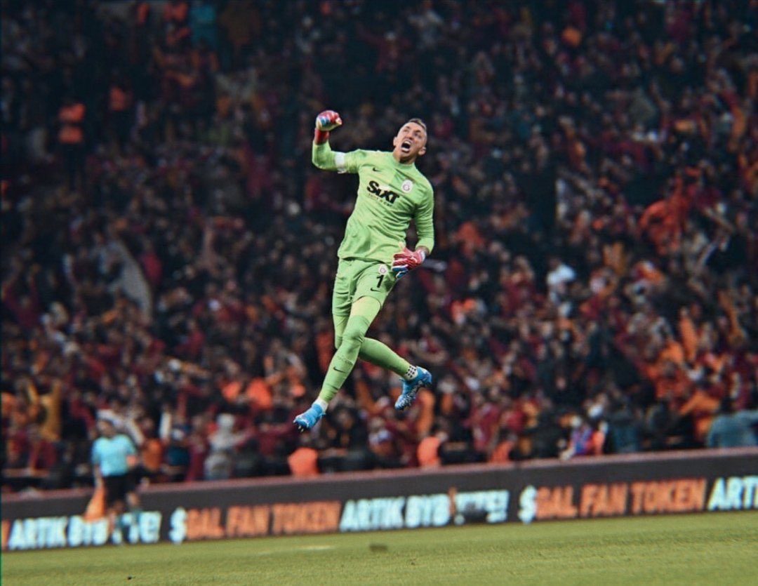 Postalıyorum: Fotoğrafta bir kral var #GSvOM