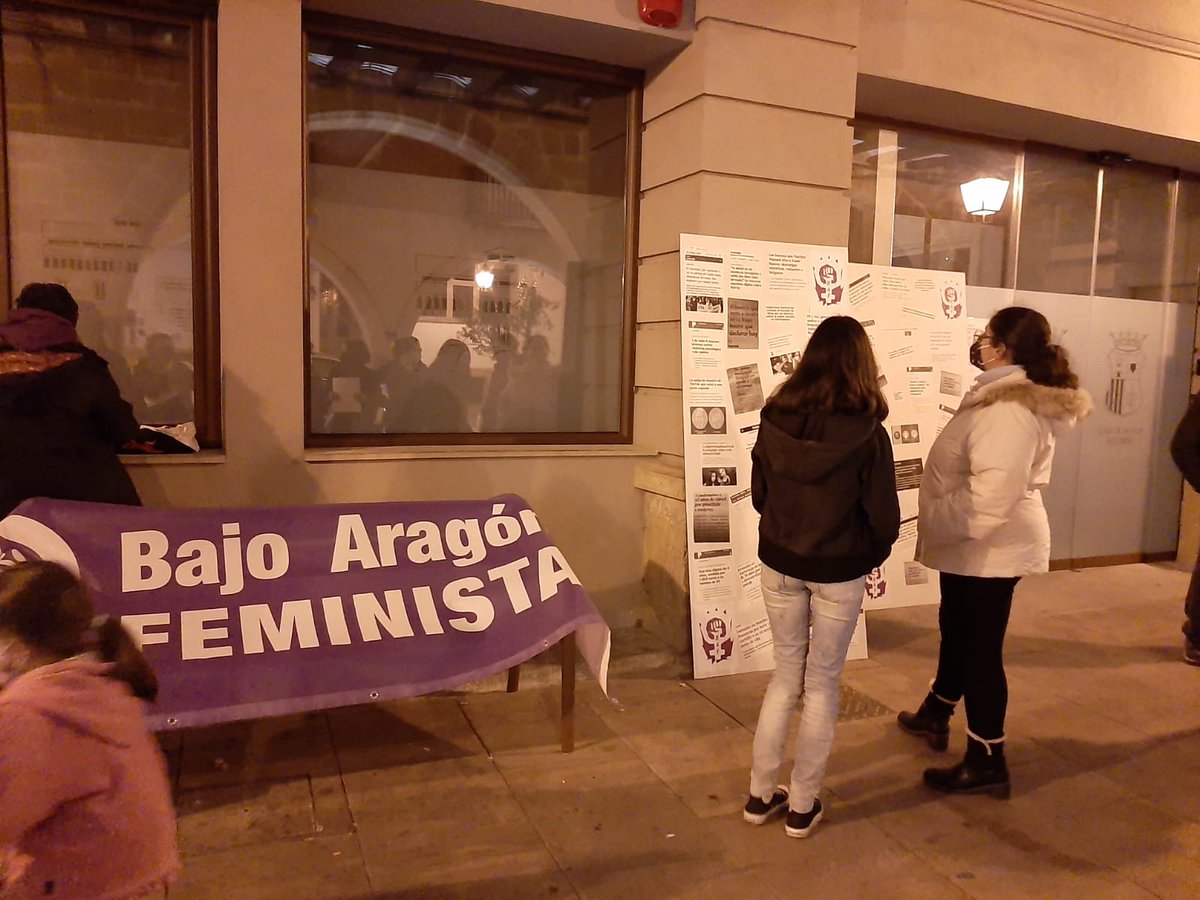 BAFeminista's tweet photo. Día Internacional para la Erradicación de la Violencia contra las Mujeres. #Andorra
#Alcorisa
#25N
#NiUnaMenos https://t.co/BQElPtfEs3
