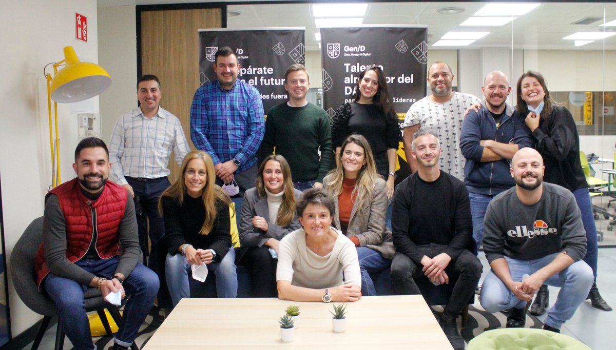 No podemos decir nada sin daros las #gracias antes 👏🏻  👏🏻  👏🏻

✌🏻  MENUDO #equipazo  ✌🏻

🔺 III Edición de especialistas en #martech en camino 🚀

Nuevos #retos, #ilusiones y muuucho trabajo y #aprendizaje están por delante, #VAMOS #VAMOS #VAMOS

#gend #digital #data #analytics