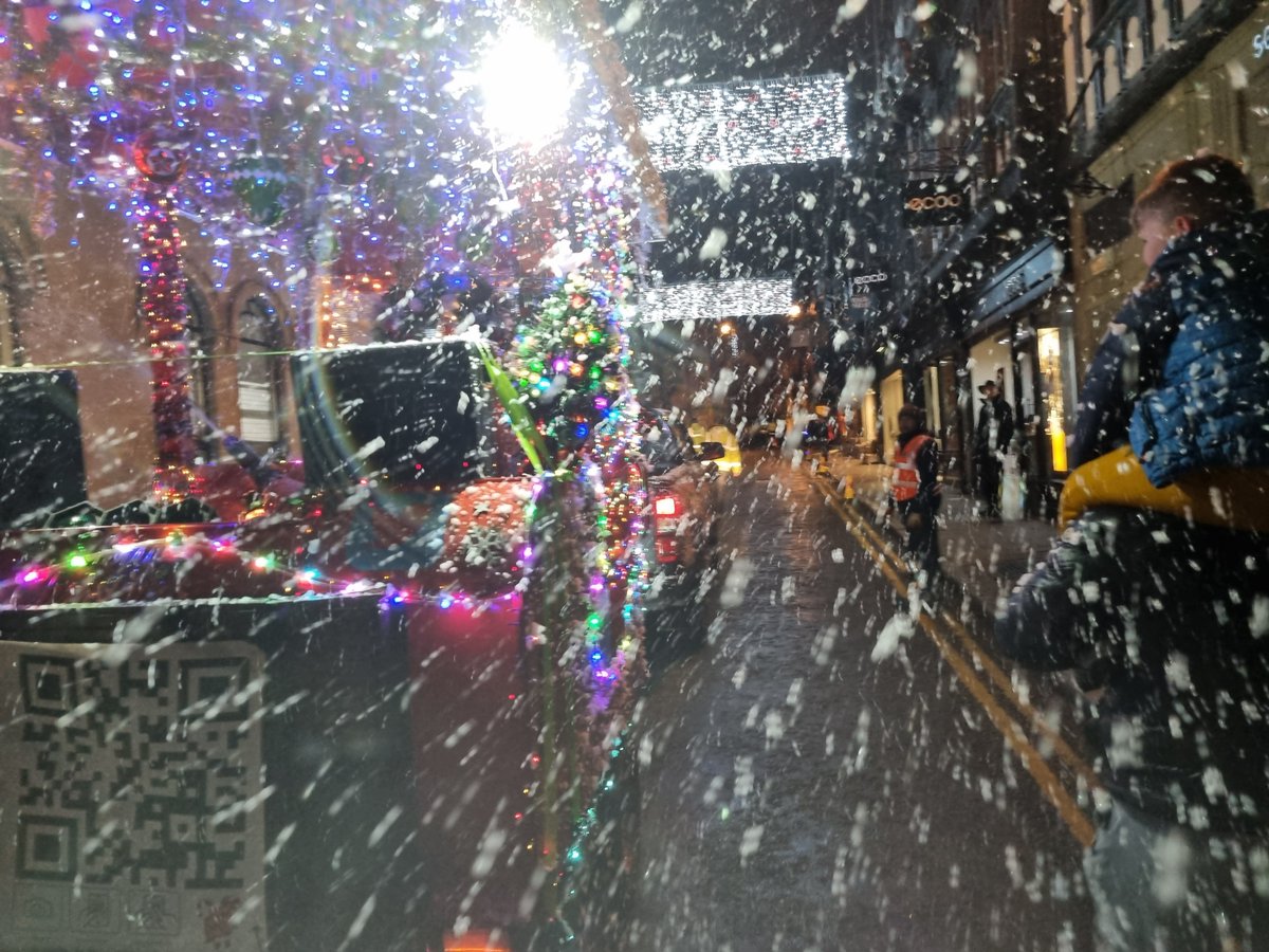 Chester Grosvenor 76 Round Table tweet media