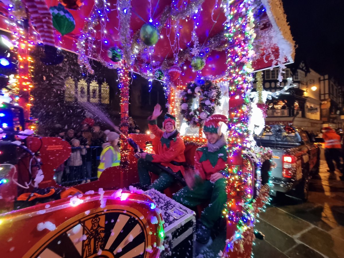 Chester Grosvenor 76 Round Table tweet media