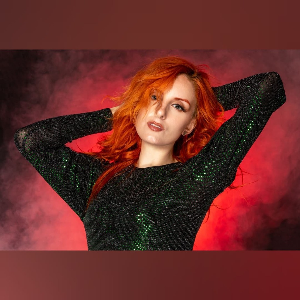jessikablaze's tweet photo. Making the 2012 fringe cool again
Shot by @pauldaviesphotography72
Dress by @clubllondon
.
.
.
.
.
.
#portraitphotography #portraitmodel #portraits #portrait #portraitphotoshoot #facemodel #moodyportraits #strongpose #facialexpressions #redhairmodel #red… https://t.co/04ftwGjpaL https://t.co/Jttzo5ayop