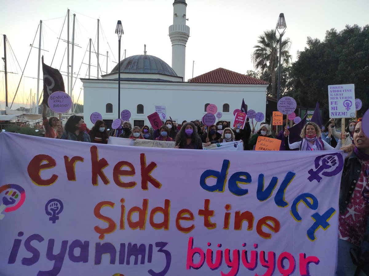 ilericikadin's tweet photo. 📌 Bodrum

İsyanımız özgürlüğümüz için!

#25KasımdaTaksimdeyiz 
#25Kasım https://t.co/WaGDianE4J