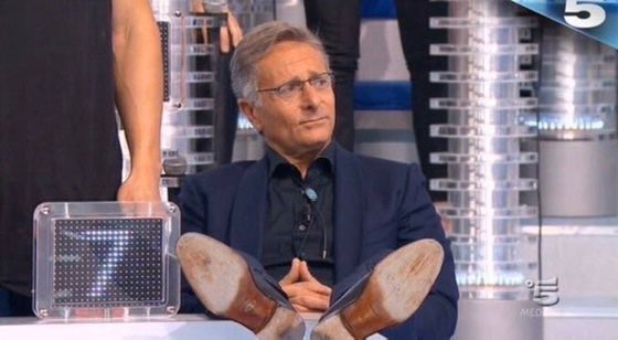 aleferaz's tweet photo. io che aspetto i bengala fire:

#XF2021 https://t.co/brPV4fhAm6
