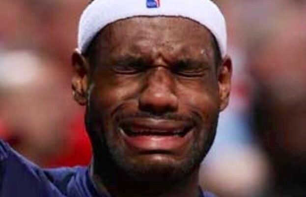 Michael50969282's tweet photo. LESNITCH! COWARD LEBRON JAMES GETS TWO FANS KICKED OUT OF GAME IN INDIANA https://t.co/fwtcffWQKB