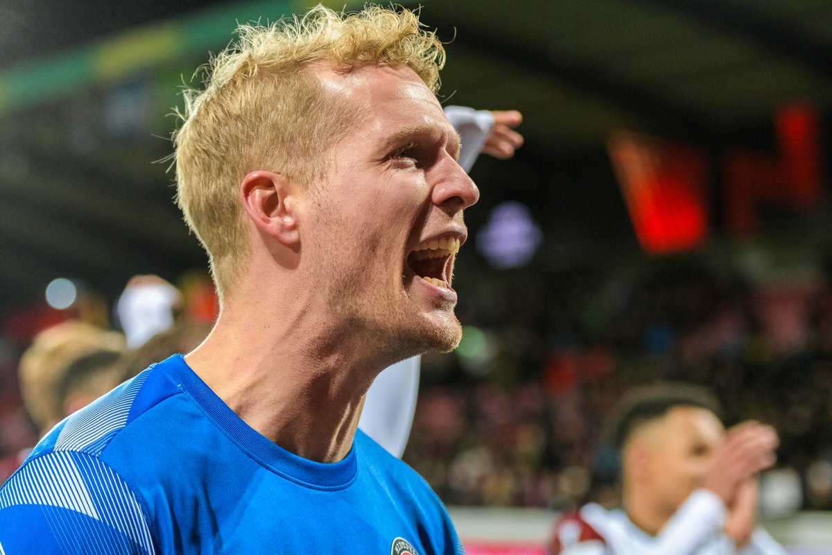 fcmidtjylland's tweet photo. THAT WINNING FEELING 🤩
#FCMBRA | #UEL https://t.co/1Zqx0dSYDr