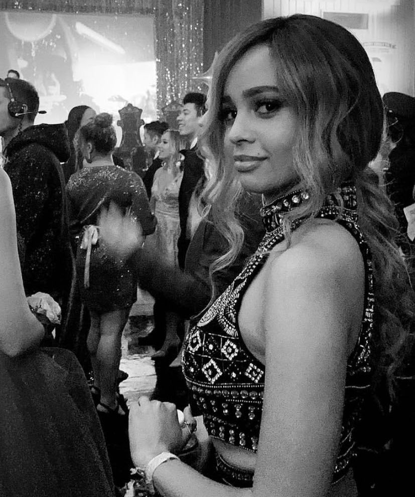 cherylsvogue's tweet photo. toni by cheryl <3 https://t.co/FfJvuA2AXR