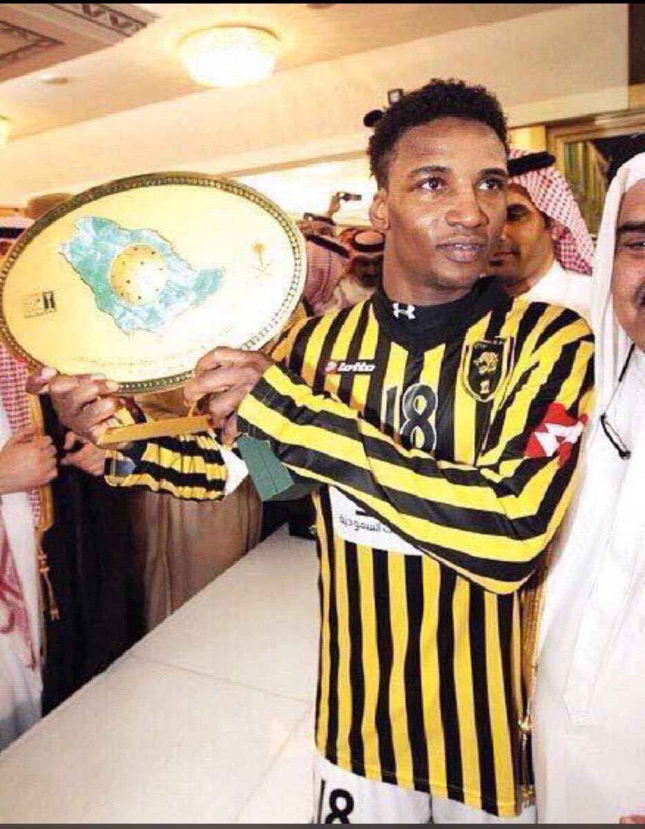 1SMi_'s tweet photo. 🚨|| مُنذ موسم (2010-2021) :

🏆— نادي #الهلال حقق (18) بطولة
🏆— نادي #الاهلي حقق (6) بطولات
🏆— نادي #النصر حقق (6) بطولات 
🏆— نادي #الاتحاد حقق (4) بطولات
———
الاهلي + النصر + الاتحاد = 16 بطولة
نادي الهلال خلال هالفترة = 18 بطولة https://t.co/32z5zfbP8X