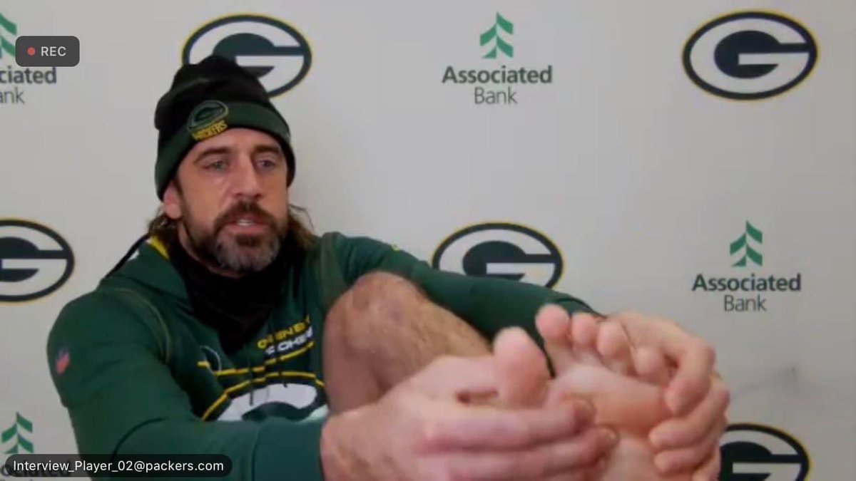 Aaron Rodgers: wanna see some crazy shit?

Reporter: what? No Aaron we-