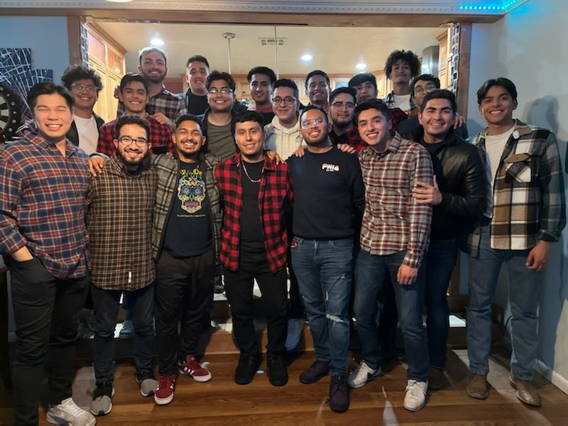 ouphiotas's tweet photo. 🦃 Happy Thanksgiving🥧

The Beta Psi Chapter of Phi Iota Alpha would like to wish you all a happy thanksgiving from our family to yours ❤️. 

We are thankful for you all. May your tummy be filled with food, your heart with love and your arms with hugs. https://t.co/YRHvmcOVMH