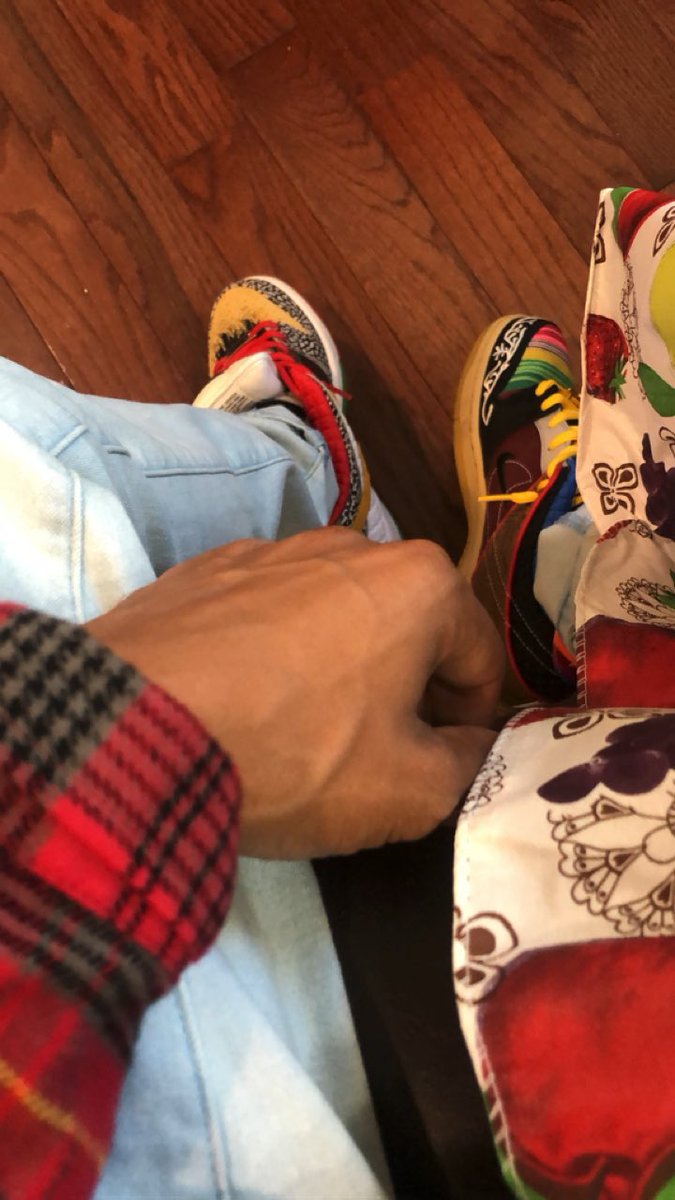Cornerboy_C's tweet photo. @snkr_twitr WTPπ₯ #Thanksgivingkicks #KOtd https://t.co/zAqnu57iZx
