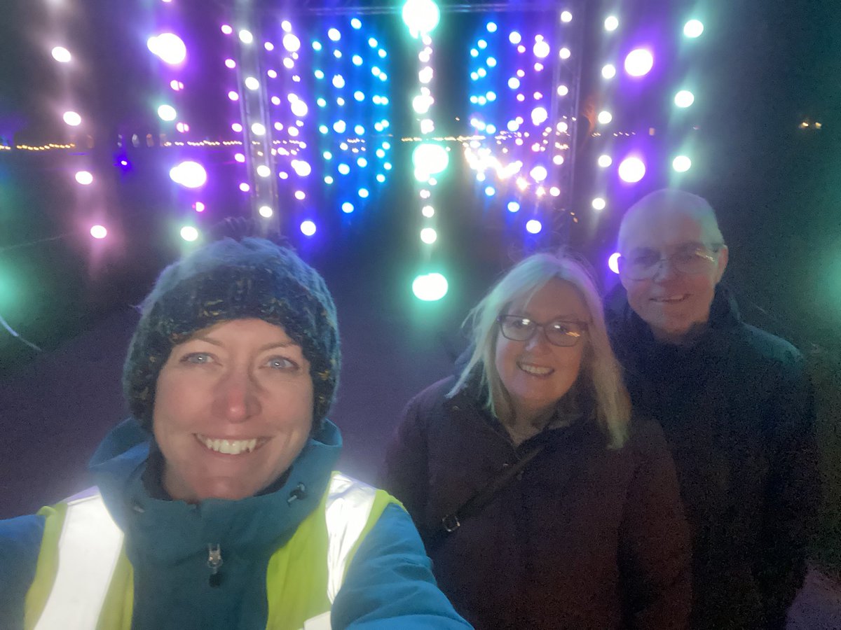 EventyHelen's tweet photo. Day 8/28 on-site Opening night & a visit from my parents! #EventLife #EvenProf #Luminate #Southport https://t.co/4jx64zmtQ4
