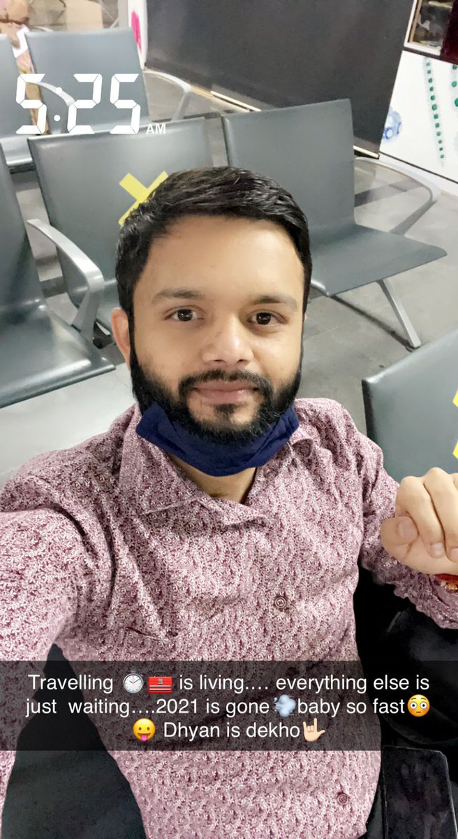 arjun4diya's tweet image. Travelling ⏱🧰 is living... everything else is just  waiting….2021 is gone💨baby so fast😳😛 Dhyan se dekho🤟🏻

#kaamkaronaamkaro #justonelife