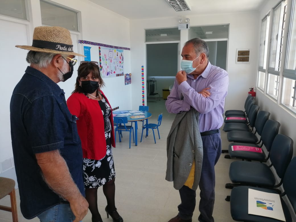CORECoquimbo's tweet photo. Hoy inauguramos la Estación Médico Rural de Las Cardas en la comuna de Coquimbo. Iniciativa que fue financiada por el Gobierno Regional para entregar una completa infraestructura y equipamiento médico para la atención de salud de más de 500 personas que habitan este sector rural. https://t.co/1ExjQd1mBP